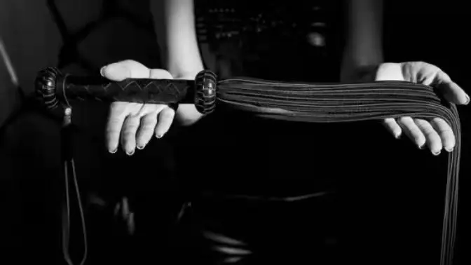 西檬之家Tickle玩法揭秘！字母圈新人如何享受互动乐趣 一